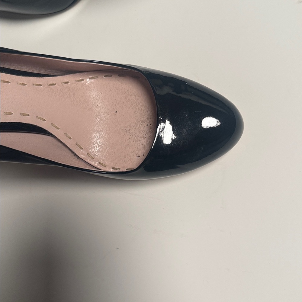 🔑 Miu Miu Glossy Black Heels - Picture 6 of 6